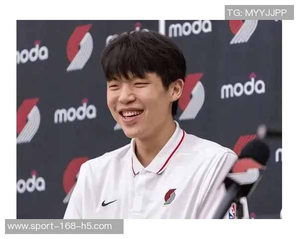 国王媒体调侃杨瀚森对位尤班克斯表现堪比约基奇令人惊叹